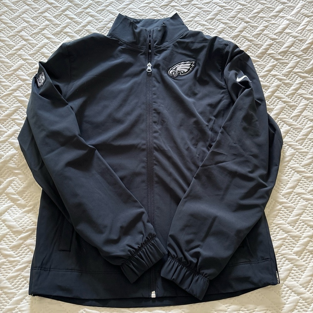 Women’s black Nike zip front Philadelphia Eagles NFL jacket windbreaker XS new